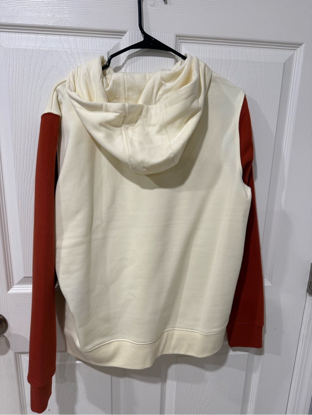 KLIM Women's Cream and Rust Pullover Hoodie size medium NWT - Picture 2 of 7